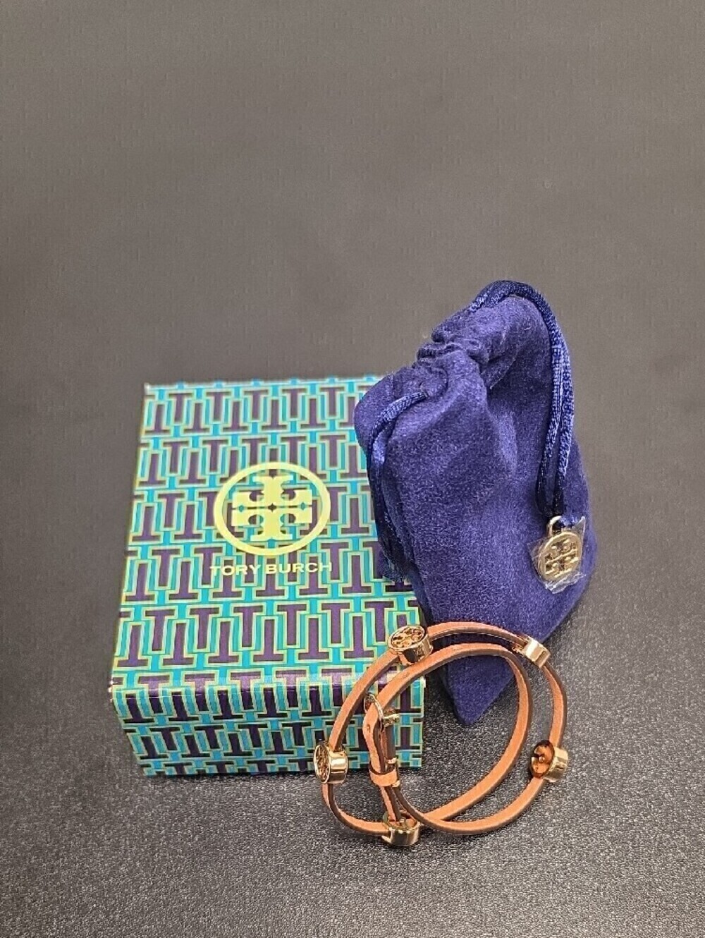 Tory Burch Tan Leather Double Wrap Bracelet with Gold Logo Discs - Picture 2 of 3